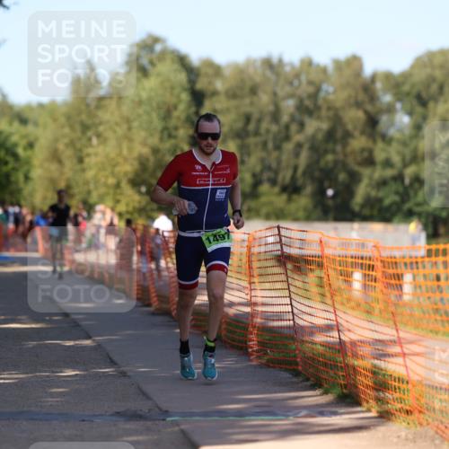 07.09.2025 - 19. Norderstedt Triathlon Michael Strokosch http://msf.ph/oto/8775417 07.09.2025 15:45:45 Laufen 1485, 1497 meine-sportfotos.de