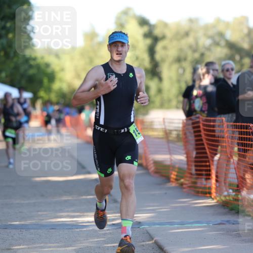 07.09.2025 - 19. Norderstedt Triathlon Michael Strokosch http://msf.ph/oto/8775418 07.09.2025 16:43:26 Laufen 1097, 1411, 1555, 1602 meine-sportfotos.de