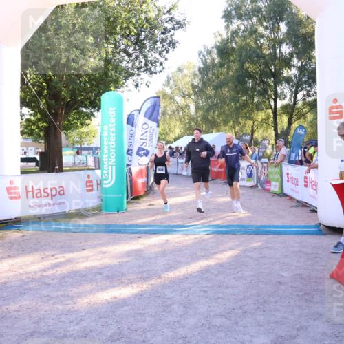07.09.2025 - 19. Norderstedt Triathlon Zöllner http://msf.ph/oto/8775422 07.09.2025 17:00:40 Ziel 938 meine-sportfotos.de