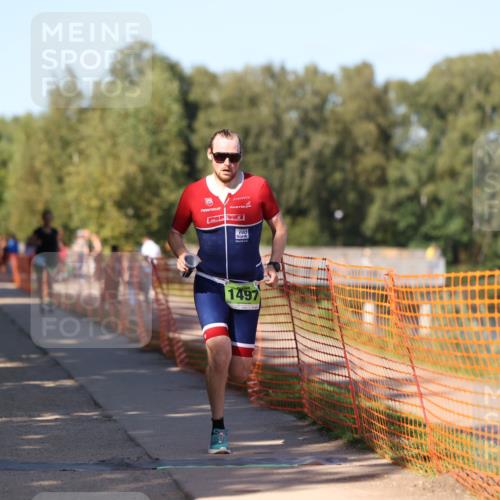 07.09.2025 - 19. Norderstedt Triathlon Michael Strokosch http://msf.ph/oto/8775428 07.09.2025 15:45:45 Laufen 1485, 1497 meine-sportfotos.de