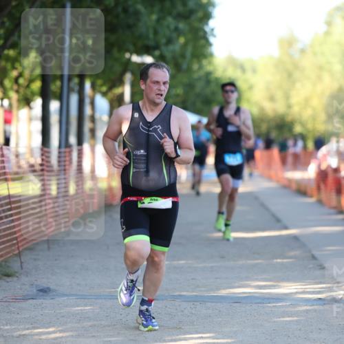 07.09.2025 - 19. Norderstedt Triathlon Michael Strokosch http://msf.ph/oto/8775429 07.09.2025 16:43:31 Laufen 1411, 1602, 1631 meine-sportfotos.de