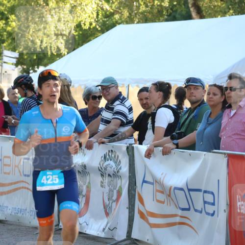 07.09.2025 - 19. Norderstedt Triathlon Zöllner http://msf.ph/oto/8775454 07.09.2025 17:01:18 Ziel 425 meine-sportfotos.de