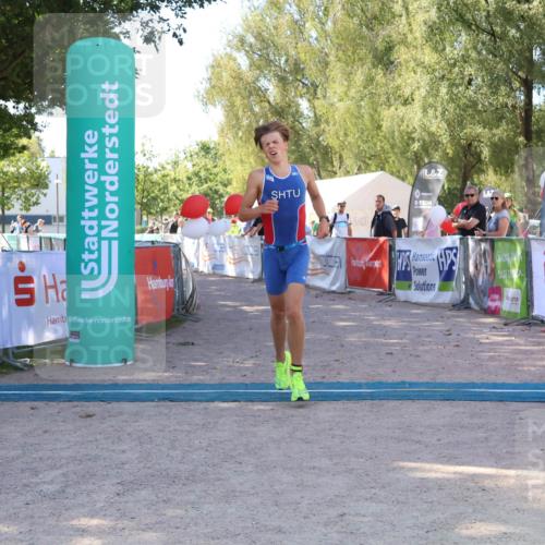 07.09.2025 - 19. Norderstedt Triathlon Zöllner http://msf.ph/oto/8775458 07.09.2025 11:46:20 Ziel 1165 meine-sportfotos.de