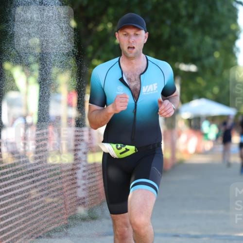 07.09.2025 - 19. Norderstedt Triathlon Michael Strokosch http://msf.ph/oto/8775465 07.09.2025 16:43:40 Laufen 875, 1560, 1631 meine-sportfotos.de