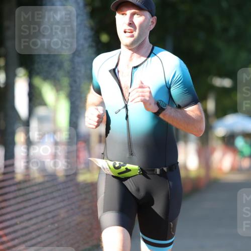 07.09.2025 - 19. Norderstedt Triathlon Michael Strokosch http://msf.ph/oto/8775472 07.09.2025 16:43:41 Laufen 875, 1560, 1631 meine-sportfotos.de