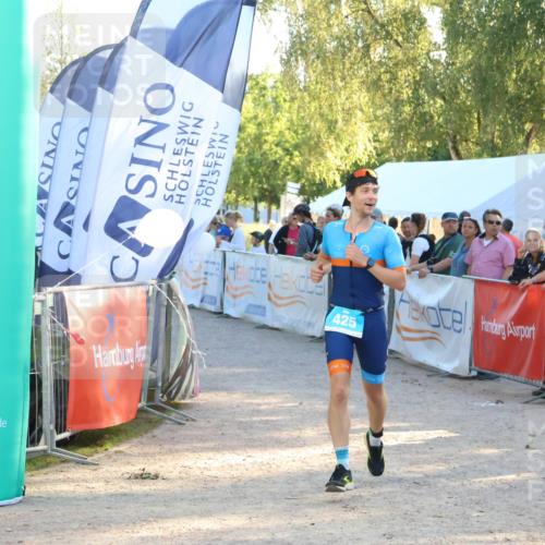 07.09.2025 - 19. Norderstedt Triathlon Zöllner http://msf.ph/oto/8775497 07.09.2025 17:01:20 Ziel 425 meine-sportfotos.de