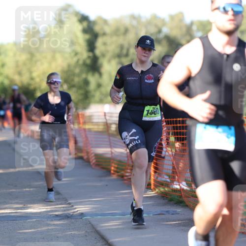 07.09.2025 - 19. Norderstedt Triathlon Michael Strokosch http://msf.ph/oto/8775499 07.09.2025 16:43:48 Laufen 875, 912, 1560 meine-sportfotos.de
