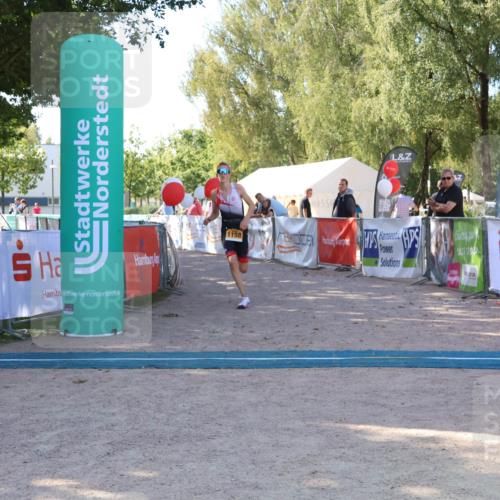 07.09.2025 - 19. Norderstedt Triathlon Zöllner http://msf.ph/oto/8775528 07.09.2025 11:47:40 Ziel 1158 meine-sportfotos.de