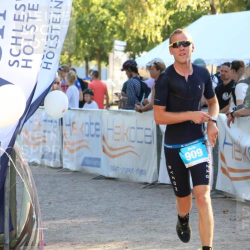 07.09.2025 - 19. Norderstedt Triathlon Zöllner http://msf.ph/oto/8775535 07.09.2025 17:01:35 Ziel 909 meine-sportfotos.de