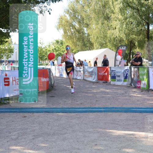 07.09.2025 - 19. Norderstedt Triathlon Zöllner http://msf.ph/oto/8775537 07.09.2025 11:47:40 Ziel 1158 meine-sportfotos.de