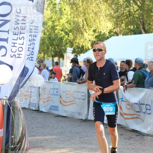07.09.2025 - 19. Norderstedt Triathlon Zöllner http://msf.ph/oto/8775542 07.09.2025 17:01:36 Ziel 909 meine-sportfotos.de
