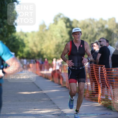 07.09.2025 - 19. Norderstedt Triathlon Michael Strokosch http://msf.ph/oto/8775544 07.09.2025 16:43:58 Laufen 415, 1079 meine-sportfotos.de