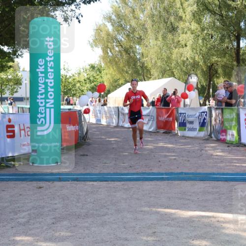 07.09.2025 - 19. Norderstedt Triathlon Zöllner http://msf.ph/oto/8775557 07.09.2025 11:49:05 Ziel 231 meine-sportfotos.de