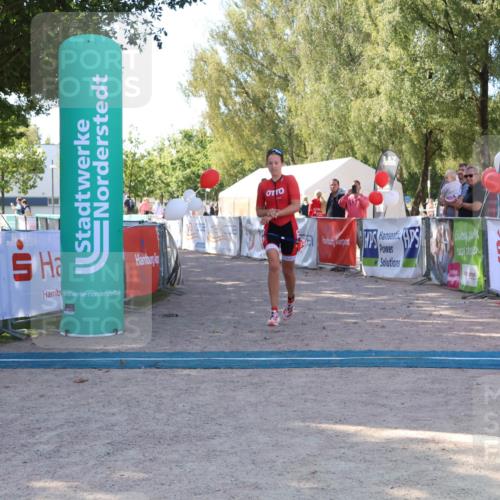 07.09.2025 - 19. Norderstedt Triathlon Zöllner http://msf.ph/oto/8775561 07.09.2025 11:49:06 Ziel 231 meine-sportfotos.de