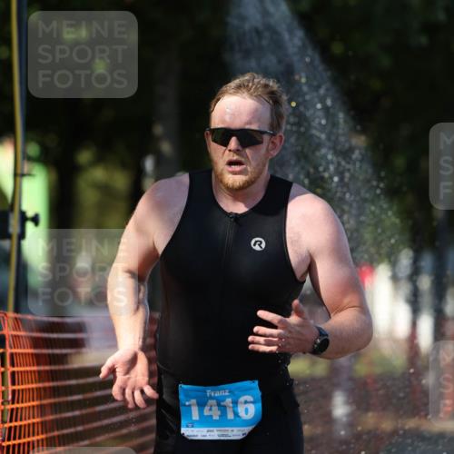 07.09.2025 - 19. Norderstedt Triathlon Michael Strokosch http://msf.ph/oto/8775577 07.09.2025 15:45:57 Laufen 1422, 1505 meine-sportfotos.de