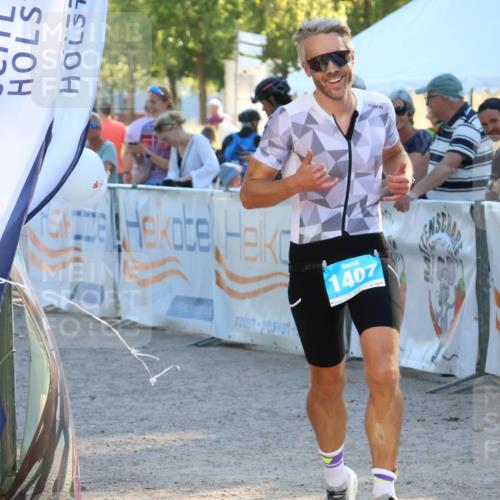 07.09.2025 - 19. Norderstedt Triathlon Zöllner http://msf.ph/oto/8775586 07.09.2025 17:01:47 Ziel 1407 meine-sportfotos.de