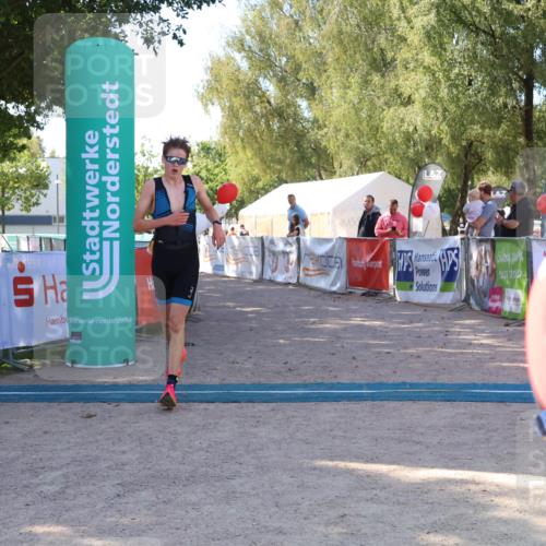 07.09.2025 - 19. Norderstedt Triathlon Zöllner http://msf.ph/oto/8775613 07.09.2025 11:49:20 Ziel 1171 meine-sportfotos.de