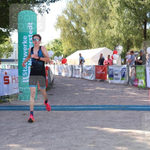 07.09.2025 - 19. Norderstedt Triathlon Zöllner http://msf.ph/oto/8775622 07.09.2025 11:49:20 Ziel 1171 meine-sportfotos.de