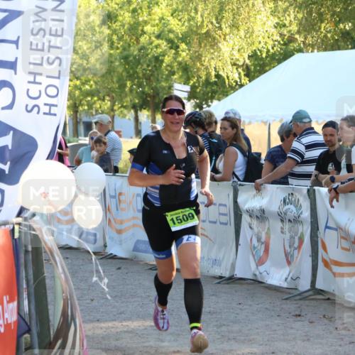 07.09.2025 - 19. Norderstedt Triathlon Zöllner http://msf.ph/oto/8775631 07.09.2025 17:02:35 Ziel 1509 meine-sportfotos.de
