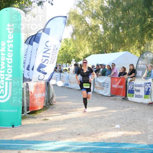 07.09.2025 - 19. Norderstedt Triathlon Zöllner http://msf.ph/oto/8775643 07.09.2025 17:02:36 Ziel 1509 meine-sportfotos.de