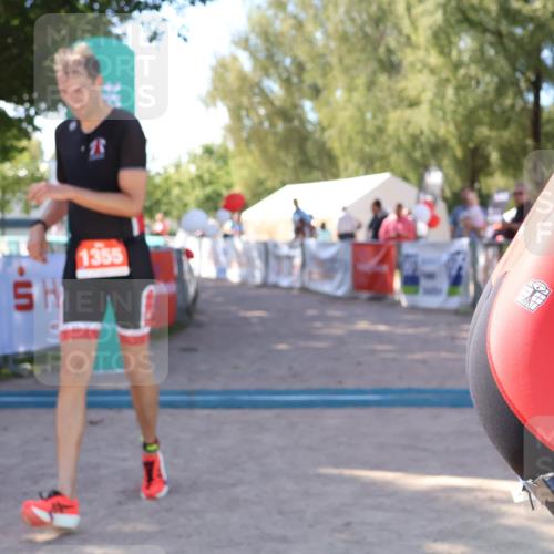 07.09.2025 - 19. Norderstedt Triathlon Zöllner http://msf.ph/oto/8775656 07.09.2025 11:49:31 Ziel 196, 1355 meine-sportfotos.de