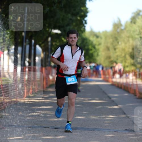 07.09.2025 - 19. Norderstedt Triathlon Michael Strokosch http://msf.ph/oto/8775657 07.09.2025 15:46:10 Laufen 446, 447 meine-sportfotos.de
