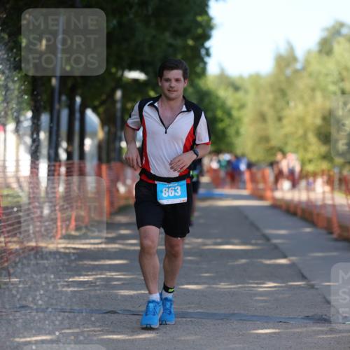 07.09.2025 - 19. Norderstedt Triathlon Michael Strokosch http://msf.ph/oto/8775664 07.09.2025 15:46:10 Laufen 446, 447 meine-sportfotos.de