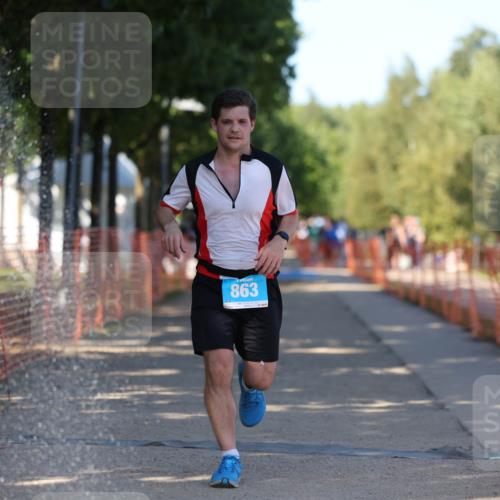 07.09.2025 - 19. Norderstedt Triathlon Michael Strokosch http://msf.ph/oto/8775667 07.09.2025 15:46:10 Laufen 446, 447 meine-sportfotos.de