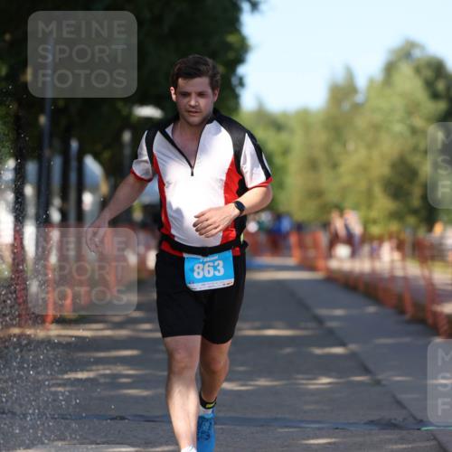 07.09.2025 - 19. Norderstedt Triathlon Michael Strokosch http://msf.ph/oto/8775675 07.09.2025 15:46:11 Laufen 446, 447 meine-sportfotos.de