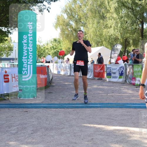 07.09.2025 - 19. Norderstedt Triathlon Zöllner http://msf.ph/oto/8775694 07.09.2025 11:50:27 Ziel 1323 meine-sportfotos.de