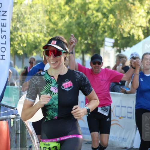 07.09.2025 - 19. Norderstedt Triathlon Zöllner http://msf.ph/oto/8775703 07.09.2025 17:02:48 Ziel 950, 1613 meine-sportfotos.de