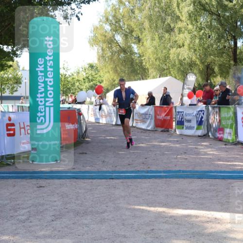 07.09.2025 - 19. Norderstedt Triathlon Zöllner http://msf.ph/oto/8775797 07.09.2025 11:52:03 Ziel 844 meine-sportfotos.de