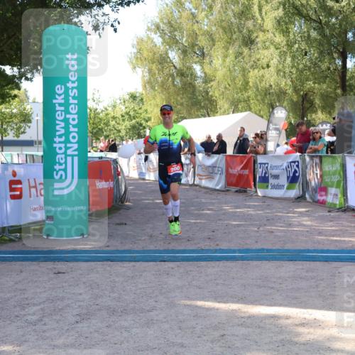 07.09.2025 - 19. Norderstedt Triathlon Zöllner http://msf.ph/oto/8775839 07.09.2025 11:52:32 Ziel 200 meine-sportfotos.de