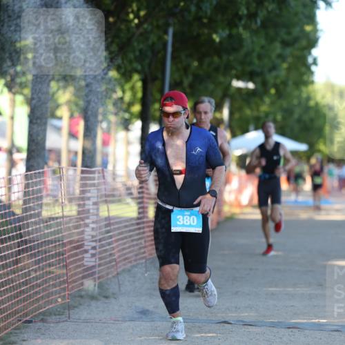 07.09.2025 - 19. Norderstedt Triathlon Michael Strokosch http://msf.ph/oto/8775861 07.09.2025 16:45:14 Laufen 380, 913, 1410, 1568 meine-sportfotos.de