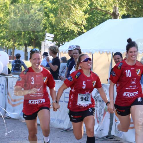 07.09.2025 - 19. Norderstedt Triathlon Zöllner http://msf.ph/oto/8775870 07.09.2025 17:04:10 Ziel 942 meine-sportfotos.de