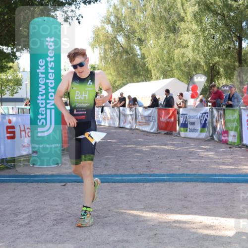 07.09.2025 - 19. Norderstedt Triathlon Zöllner http://msf.ph/oto/8775965 07.09.2025 11:54:10 Ziel 1180 meine-sportfotos.de