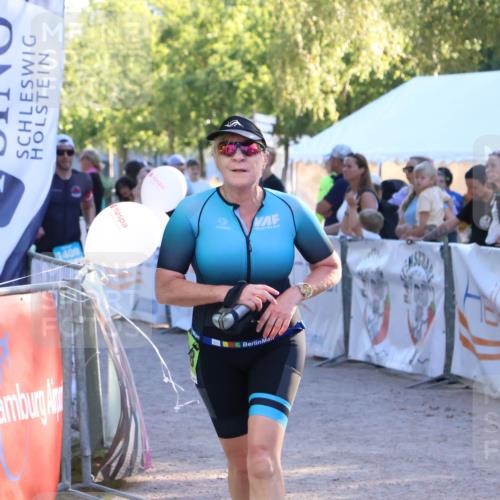 07.09.2025 - 19. Norderstedt Triathlon Zöllner http://msf.ph/oto/8776000 07.09.2025 17:06:00 Ziel 887, 1108, 1409 meine-sportfotos.de