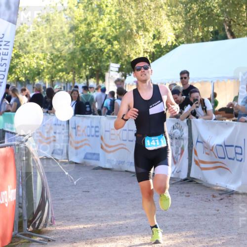 07.09.2025 - 19. Norderstedt Triathlon Zöllner http://msf.ph/oto/8776060 07.09.2025 17:06:29 Ziel 1411 meine-sportfotos.de