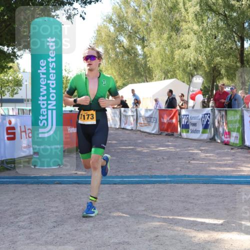 07.09.2025 - 19. Norderstedt Triathlon Zöllner http://msf.ph/oto/8776080 07.09.2025 11:55:52 Ziel 1173, 1202 meine-sportfotos.de