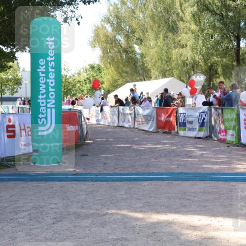07.09.2025 - 19. Norderstedt Triathlon Zöllner http://msf.ph/oto/8776110 07.09.2025 11:56:42 Ziel  meine-sportfotos.de