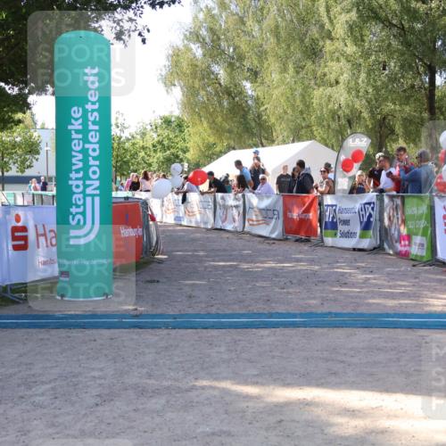 07.09.2025 - 19. Norderstedt Triathlon Zöllner http://msf.ph/oto/8776120 07.09.2025 11:56:43 Ziel  meine-sportfotos.de