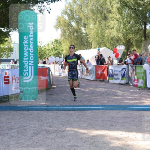 07.09.2025 - 19. Norderstedt Triathlon Zöllner http://msf.ph/oto/8776123 07.09.2025 11:56:48 Ziel 1175 meine-sportfotos.de