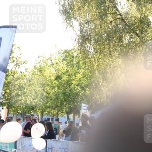07.09.2025 - 19. Norderstedt Triathlon Zöllner http://msf.ph/oto/8776131 07.09.2025 17:06:38 Ziel 873 meine-sportfotos.de