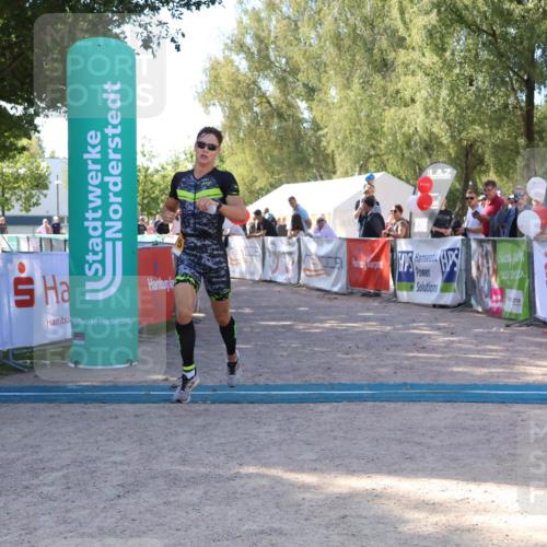 07.09.2025 - 19. Norderstedt Triathlon Zöllner http://msf.ph/oto/8776132 07.09.2025 11:56:49 Ziel 1175 meine-sportfotos.de