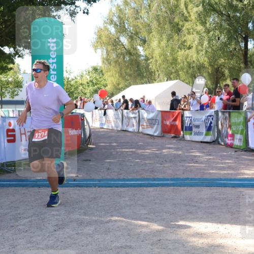 07.09.2025 - 19. Norderstedt Triathlon Zöllner http://msf.ph/oto/8776159 07.09.2025 11:57:13 Ziel 1274 meine-sportfotos.de