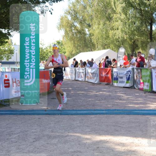 07.09.2025 - 19. Norderstedt Triathlon Zöllner http://msf.ph/oto/8776176 07.09.2025 11:57:29 Ziel 1176 meine-sportfotos.de