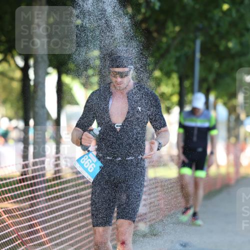 07.09.2025 - 19. Norderstedt Triathlon Michael Strokosch http://msf.ph/oto/8776191 07.09.2025 16:46:28 Laufen 397, 503, 866, 887, 1415 meine-sportfotos.de