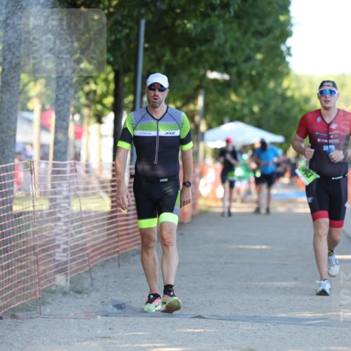 07.09.2025 - 19. Norderstedt Triathlon Michael Strokosch http://msf.ph/oto/8776208 07.09.2025 16:46:31 Laufen 397, 503, 866 meine-sportfotos.de
