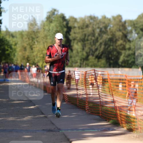 07.09.2025 - 19. Norderstedt Triathlon Michael Strokosch http://msf.ph/oto/8776210 07.09.2025 15:47:29 Laufen  meine-sportfotos.de