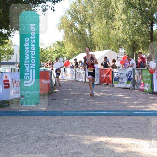 07.09.2025 - 19. Norderstedt Triathlon Zöllner http://msf.ph/oto/8776223 07.09.2025 11:58:11 Ziel 1179, 1186 meine-sportfotos.de